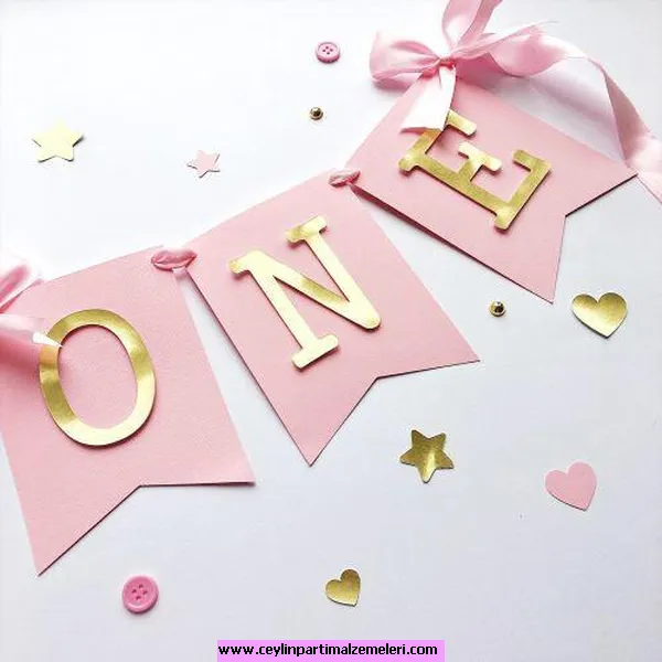 One Pembe Mini Banner